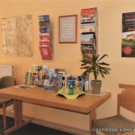 Cadolzburg Gasthof Landhotel Gruner Baum מראה חיצוני תמונה